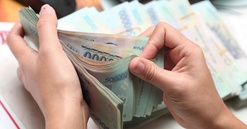 Vì sao lãi suất tiền gửi tiết kiệm không ngừng tăng?
