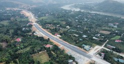 Ủy quyền cho Sở Tài nguyên và Môi trường Lào Cai cấp Giấy chứng nhận quyền sử dụng đất đến hết năm 2027