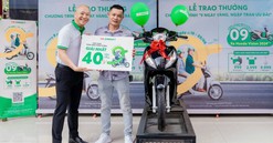 FE Credit trao thưởng xe máy, hoàn tiền cho khách hàng