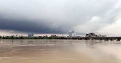 Hà Nội ban hành Công điện khẩn ứng phó với lũ lớn trên các sông