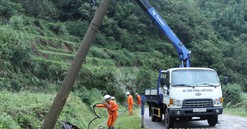 Lạng Sơn: Chủ động khắc phục sự cố lưới điện, cấp điện ổn định cho các khách hàng sau bão số 3