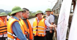 Lãnh đạo Đảng, Nhà nước kiểm tra công trình trọng điểm, vùng bị thiệt hại do bão