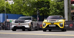 VinFast VF 7 và VF 9 nổi bật trong dàn xe sang tham dự hành trình siêu xe Gumball 3000