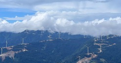 Dự án điện lớn nhất của Việt Nam tại nước láng giềng chính thức vận hành thương mại