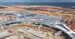 'Vượt nắng thắng mưa' với hơn 14.000 công nhân, 3.000 thiết bị cần mẫn: Siêu sân bay lớn nhất Việt Nam sắp đón chuyến bay kỹ thuật đầu tiên