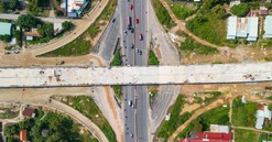 Sắp hoàn thành tuyến đường gần 4.000 tỷ xuyên rừng ngập mặn, kết nối đến cảng nước sâu lớn nhất Việt Nam