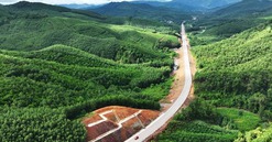 Chi hơn 1.800 tỷ, Quảng Ninh mở rộng tuyến quốc lộ xuyên núi băng rừng sang biên giới