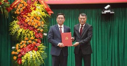 Bộ Chính trị điều động, chỉ định Bí thư TP. Huế, TP. Đà Nẵng, tỉnh Quảng Trị và tỉnh Đắk Lắk