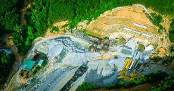 Hầm xuyên núi dài nhất tuyến cao tốc Khánh Hòa - Buôn Ma Thuột do Đèo Cả thi công chính thức đào thông nhánh trái