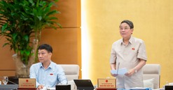 Thông qua Nghị quyết về điều chỉnh mức giảm trừ gia cảnh của thuế thu nhập cá nhân