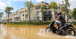 "Khu nhà giàu" Ciputra Hà Nội vẫn như ốc đảo sau hơn 1 ngày tạnh ráo