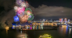 Quảng Ninh lần đầu tiên tổ chức lễ diễu hành xe đèn lồng và bắn pháo hoa dịp Trung thu 