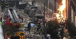 Tòa nhà 6 tầng bất ngờ đổ sập, 4 người không qua khỏi