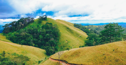 Việt Nam sắp khởi công xây dựng tuyến đường nghìn tỷ dẫn vào ‘cung đường trekking đẹp nhất cả nước’