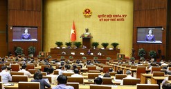 Ngày 17/11, Quốc hội thảo luận về dự thảo Nghị quyết 71 và Nghị quyết 72 của Bộ Chính trị