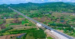 Tuyến cao tốc gần 11.000 tỷ có bóng dáng Tập đoàn Đèo Cả hối hả về đích sau thời gian gặp khó