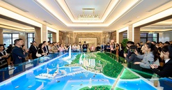 Mục sở thị căn hộ mẫu hướng vịnh Hạ Long vừa khai trương của Sun Group