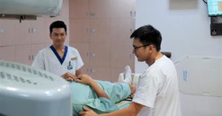 Vinmec điều trị thành công ung thư tiền liệt tuyến nhờ phác đồ xạ trị mới nhất thế giới 