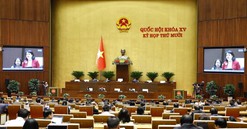 Ngày 1/12, Quốc hội tiếp tục thảo luận về các dự án luật