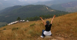 Đỉnh Phượng Hoàng - Vẻ đẹp hoang sơ lặng lẽ giữa non thiêng Quảng Ninh