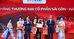 UBND TP. Hà Nội trao tặng Bằng khen cho SHB tại Lễ tôn vinh Doanh nhân, Doanh nghiệp Thăng Long 2025