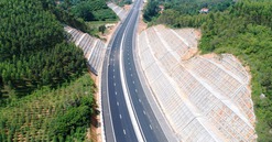 Tuyến cao tốc quan trọng của miền Bắc có bóng dáng Đèo Cả có diễn biến quan trọng