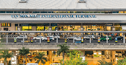 Sân bay lớn bậc nhất Việt Nam đón 1,38 triệu lượt khách dịp Tết Ất Tỵ 2025, quy trình vận hành gây ấn tượng với báo quốc tế
