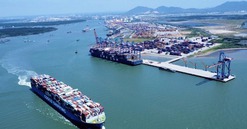 Doanh nghiệp từ đất nước siêu giàu ký kết hợp tác phát triển khu thương mại tự do gắn với siêu cảng hơn 50.000 tỷ của Việt Nam