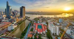 Chủ tịch UBND TP.HCM: "Thành phố phấn đấu tăng trưởng ít nhất 10% trong năm 2025"
