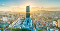 Đến nay, đây là địa phương trải qua sắp xếp, sáp nhập quy mô lớn nhất cả nước: Là tỉnh đông dân và nhiều thị trấn nhất Việt Nam, từng giảm hơn 500 đơn vị hành chính