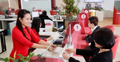 Agribank tri ân khách hàng với hơn 13.700 phần quà hấp dẫn nhân dịp sinh nhật 37 năm