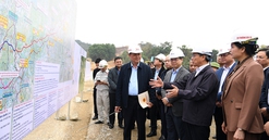 Phó Thủ tướng Bùi Thanh Sơn kiểm tra, đôn đốc tiến độ 4 tuyến cao tốc trọng điểm phía bắc