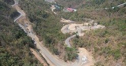 Hai tỉnh Duуên hải Nam Trung Bộ thống nhất nâng cấp tuyến đường liên thông cảng biển, sân bay, đường sắt 10.000 tỷ đồng