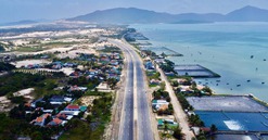 Sau khi sáp nhập, tỉnh có đường bờ biển dài nhất Việt Nam dự kiến sẽ trở thành TP trực thuộc Trung ương