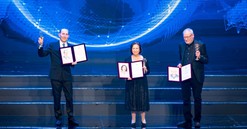 Chủ nhân Giải thưởng VinFuture được vinh danh ở Giải thưởng Breakthrough 2025