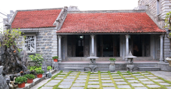 Nhà đá hơn trăm tuổi giữa lòng cố đô, chủ nhân từng tham gia xây dựng ‘kinh đô Công giáo Việt Nam’