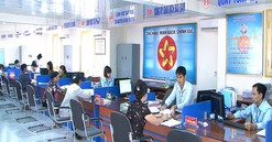 Thủ tướng yêu cầu bãi bỏ 30% điều kiện đầu tư kinh doanh, giảm 30% thời gian giải quyết thủ tục hành chính