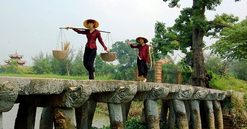 Cây cầu đá cổ đẹp nhất Việt Nam: Không dùng vôi vữa, hơn 200 năm vẫn còn nguyên vẹn hiếm thấy