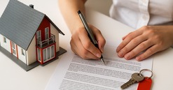 Từ bây giờ, những trường hợp này chỉ phải đóng 100.000 đồng khi làm sổ đỏ