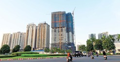 Chủ đầu tư ồ ạt ra hàng, vì sao giá nhà vẫn cao?