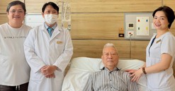 Phẫu thuật nội soi thành công cho cụ bà 86 tuổi: Bước tiến mới trong điều trị ung thư tại miền Trung 