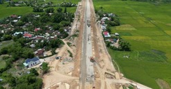 Cao tốc 12.400 tỷ gây nứt nhà dân khi thi công sắp thông xe: Chủ đầu tư hứa sẽ đền bù