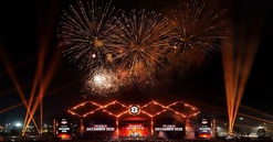 8Wonder: Moments of Wonder: Khi âm nhạc viết nên tinh thần Việt Nam hùng cường và khát vọng vươn xa