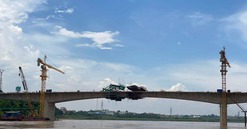 Chính thức hợp long cây cầu hơn 600 tỷ, thay thế cầu 30 năm tuổi đã bị sập do siêu bão