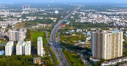 Giá nhà trung tâm TP. HCM 'chạm nóc', bất động sản vùng ven thành cứu cánh của nhà đầu tư