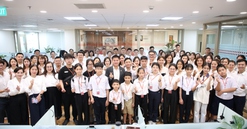 Quỹ Ươm mầm ước mơ SeABank nhận đỡ đầu thêm 10 học sinh nghèo hiếu học: Nối dài hành trình 10 năm gieo mơ ước