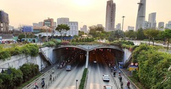 Từ hôm nay, hầm vượt sông lớn nhất Đông Nam Á tại Việt Nam sẽ cấm xe trong ba buổi chiều