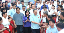 Tổng Bí thư Tô Lâm tiếp xúc cử tri 9 xã (Hà Nội) trước Kỳ họp thứ 10, Quốc hội khóa XV