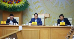 Thủ tướng: Nhà nước thực hiện “5 thông”, doanh nghiệp thực hiện “5 tiên phong” để phát triển kinh tế tư nhân