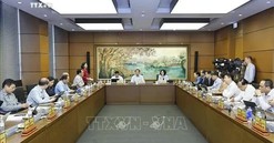 Tháo gỡ áp lực lãi suất, khơi thông nguồn lực tăng trưởng 2 con số